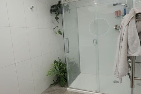 Photo of property in 31 Penryn Drive, Camborne, Porirua, 5026