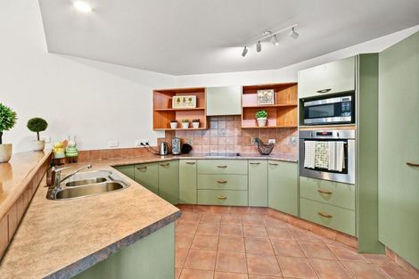 Photo of property in 3 Trossach Place, Wattle Downs, Auckland, 2103