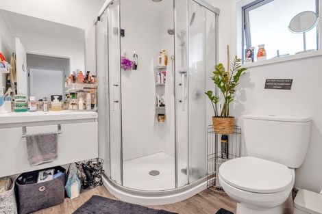 Photo of property in 2/5 Jones Crescent, Melville, Hamilton, 3206