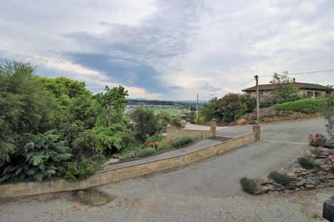 Photo of property in 4 View Road, Bridge Hill, Alexandra, 9320