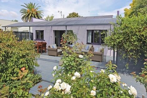 Photo of property in 1012 Heretaunga Street East, Parkvale, Hastings, 4122