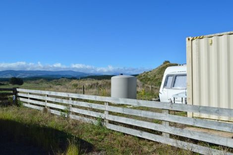 Photo of property in 38 Uxbridge Terrace, Waikawa Beach, Manakau, 5573