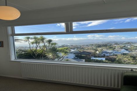 Photo of property in 11 Fairview Crescent, Kelburn, Wellington, 6012
