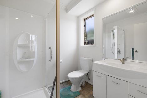 Photo of property in 8 Saint Johns Avenue, Hamilton East, Hamilton, 3216