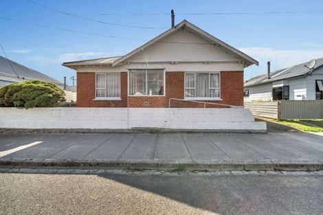 Photo of property in 10 Saunders Street, Owaka, 9535