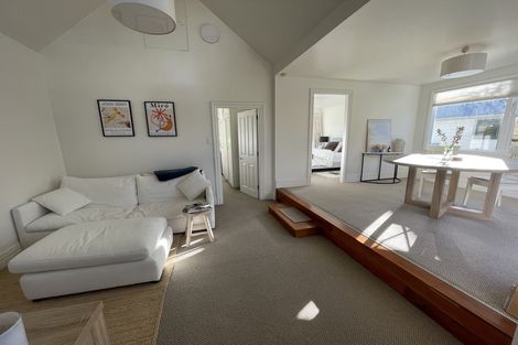 Photo of property in 5 Stafford Street, Mount Victoria, Wellington, 6011