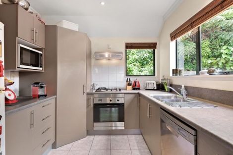 Photo of property in 30 Futuna Close, Karori, Wellington, 6012