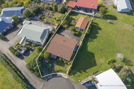 Photo of property in 9 Landel Place, Whitianga, 3510