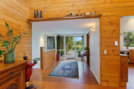 Photo of property in 321 Te Horo Beach Road, Te Horo Beach, Otaki, 5581