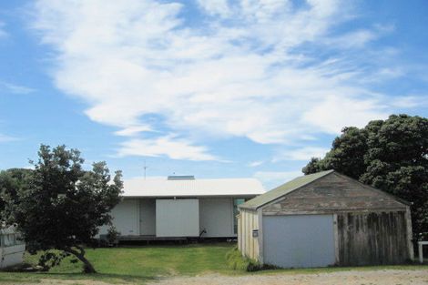 Photo of property in 18 Pare Street, Wainui, Gisborne, 4010