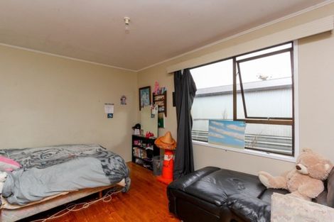 Photo of property in 4c Wiremu Place, Blagdon, New Plymouth, 4310