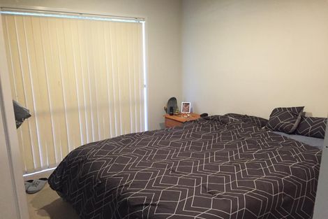 Photo of property in 30a Beresford Street, Bayswater, Auckland, 0622