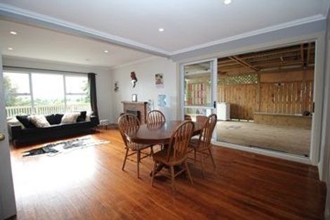 Photo of property in 34 Peverill Crescent, Papatoetoe, Auckland, 2025