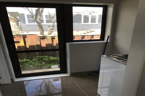 Photo of property in 12 Cobham Crescent, Kelston, Auckland, 0602