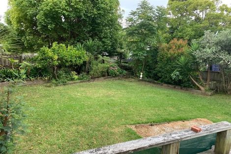 Photo of property in 4 Beeche Place, Birkdale, Auckland, 0626