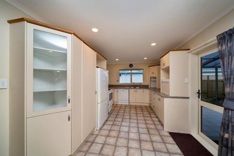 Photo of property in 140 Waihi Road, Hawera, 4610