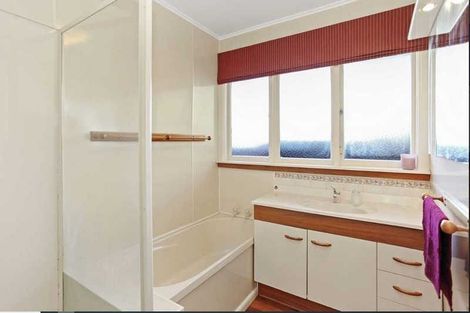 Photo of property in 6 Deepdale Street, Burnside, Christchurch, 8053