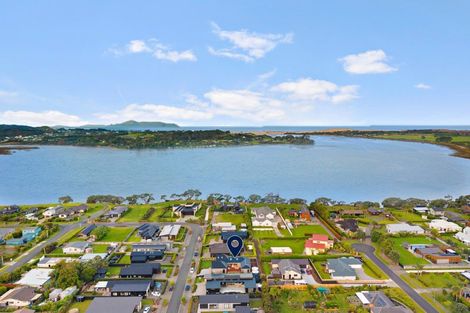 Photo of property in 21 William Gilbert Drive, Mangawhai, 0505