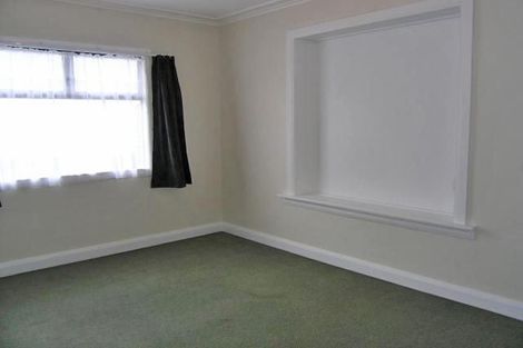 Photo of property in 30 Argentine Avenue, Miramar, Wellington, 6022