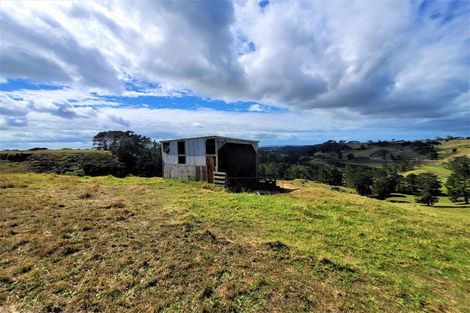 Photo of property in 2 Te Maire Road, Hunterville, 4730