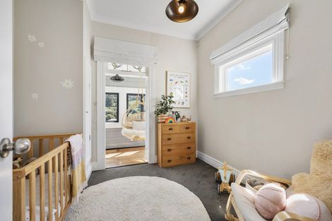 Photo of property in 17 Hamilton Road, Hataitai, Wellington, 6021