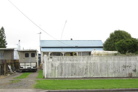 Photo of property in 79 Cracroft Street, Waitara, 4320
