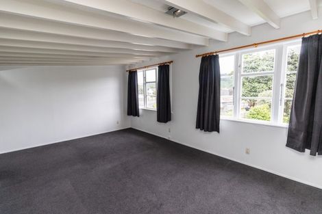 Photo of property in 10 Petherick Street, Taita, Lower Hutt, 5011