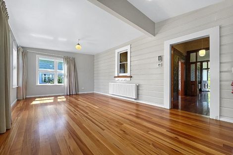 Photo of property in 128 Derwent Street, Island Bay, Wellington, 6023