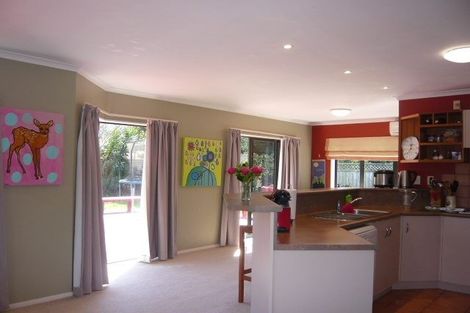 Photo of property in 7 Johnsfield Place, Rototuna, Hamilton, 3210