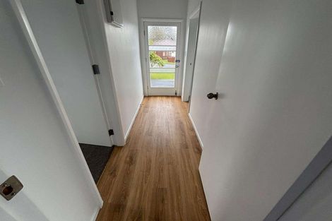Photo of property in 222 Bridge Street, Eltham, 4322