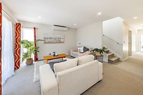 Photo of property in 9 Tribute Loop, Takanini, 2112