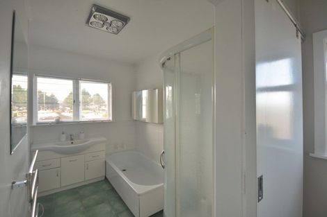 Photo of property in 10 Hilltop Road, Parkvale, Tauranga, 3112