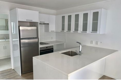 Photo of property in 3/420a Hibiscus Coast Highway, Orewa, 0931