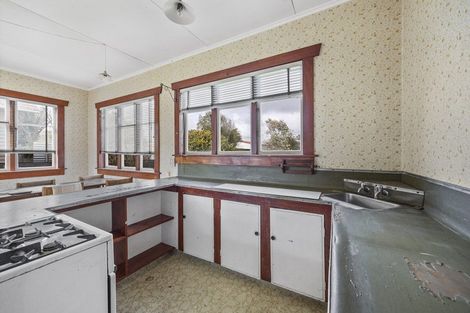 Photo of property in 20 Gladstone Street, Hawera, 4610