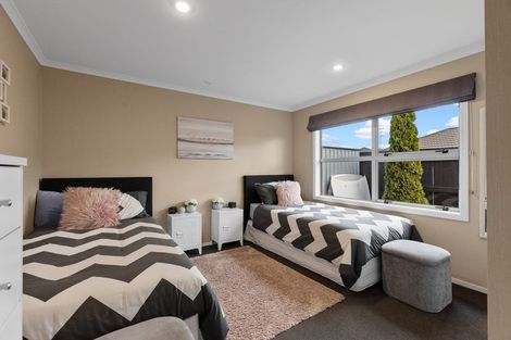 Photo of property in 62 Rosalie Terrace, Kelvin Grove, Palmerston North, 4414