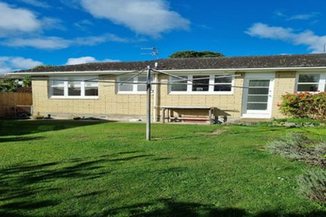 Photo of property in 2/38 Kapiti Road, Paraparaumu, 5032