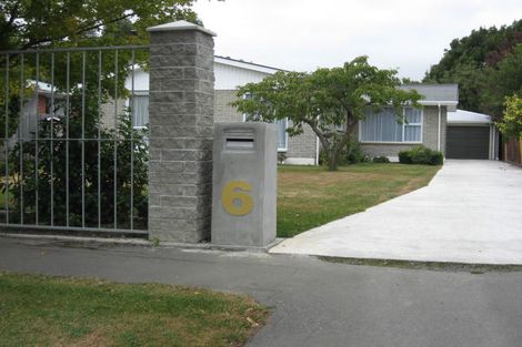 Photo of property in 6 Milnebank Street, Upper Riccarton, Christchurch, 8041