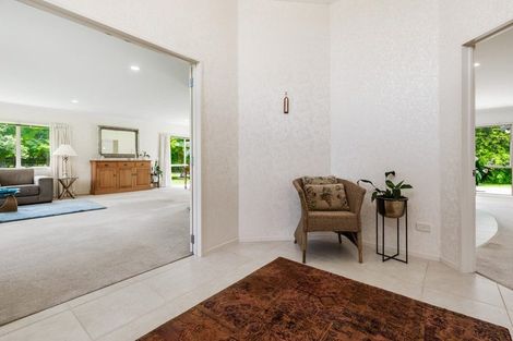 Photo of property in 336 Old North Road, Kumeu, 0892