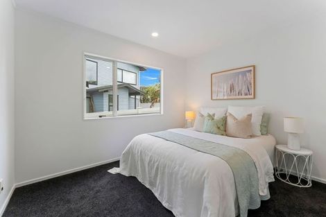 Photo of property in 13a Becroft Drive, Forrest Hill, Auckland, 0620