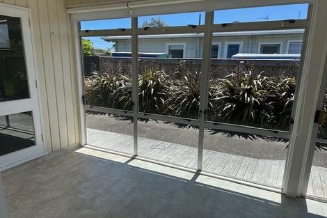 Photo of property in 11 Vaucluse Avenue, Paraparaumu Beach, Paraparaumu, 5032