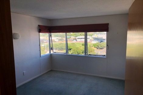 Photo of property in Melksham Towers, 601/131 Brougham Street, Mount Victoria, Wellington, 6011