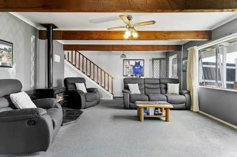 Photo of property in 2/27 Tobin Place, Richmond Heights, Taupo, 3330