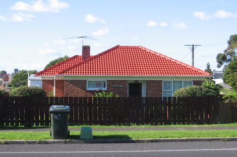 Photo of property in 48 Plunket Avenue, Papatoetoe, Auckland, 2104