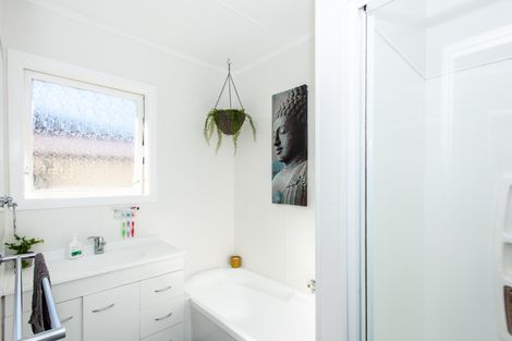 Photo of property in 15 Justin Street, Mangapapa, Gisborne, 4010