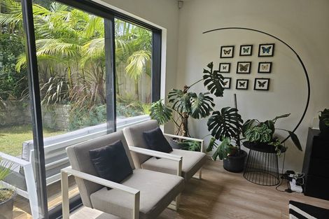 Photo of property in 19 Waru Lane, Te Atatu Peninsula, Auckland, 0610