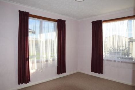 Photo of property in 17 Regent Street, Newfield, Invercargill, 9812