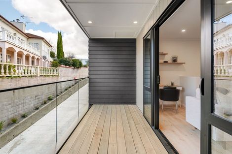 Photo of property in 143 Clarence Street, Hamilton Lake, Hamilton, 3204