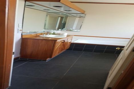 Photo of property in 25 Reading Street, Upper Riccarton, Christchurch, 8041