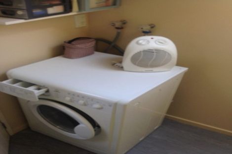 Photo of property in 327 Barbadoes Street, Christchurch Central, Christchurch, 8011