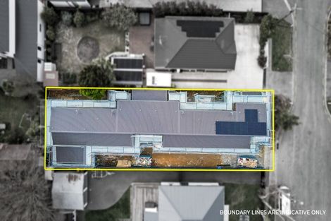 Photo of property in 2 Cleveland Street, Edgeware, Christchurch, 8013